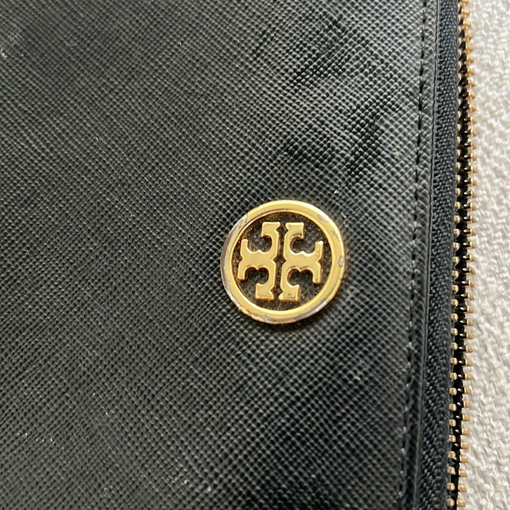 Tory Burch Wallet - Picture 2 of 4